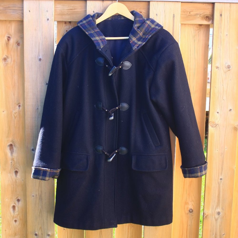 Sequence Peacoat Women's Size Large Toggle Closure Coat Women's Size Large